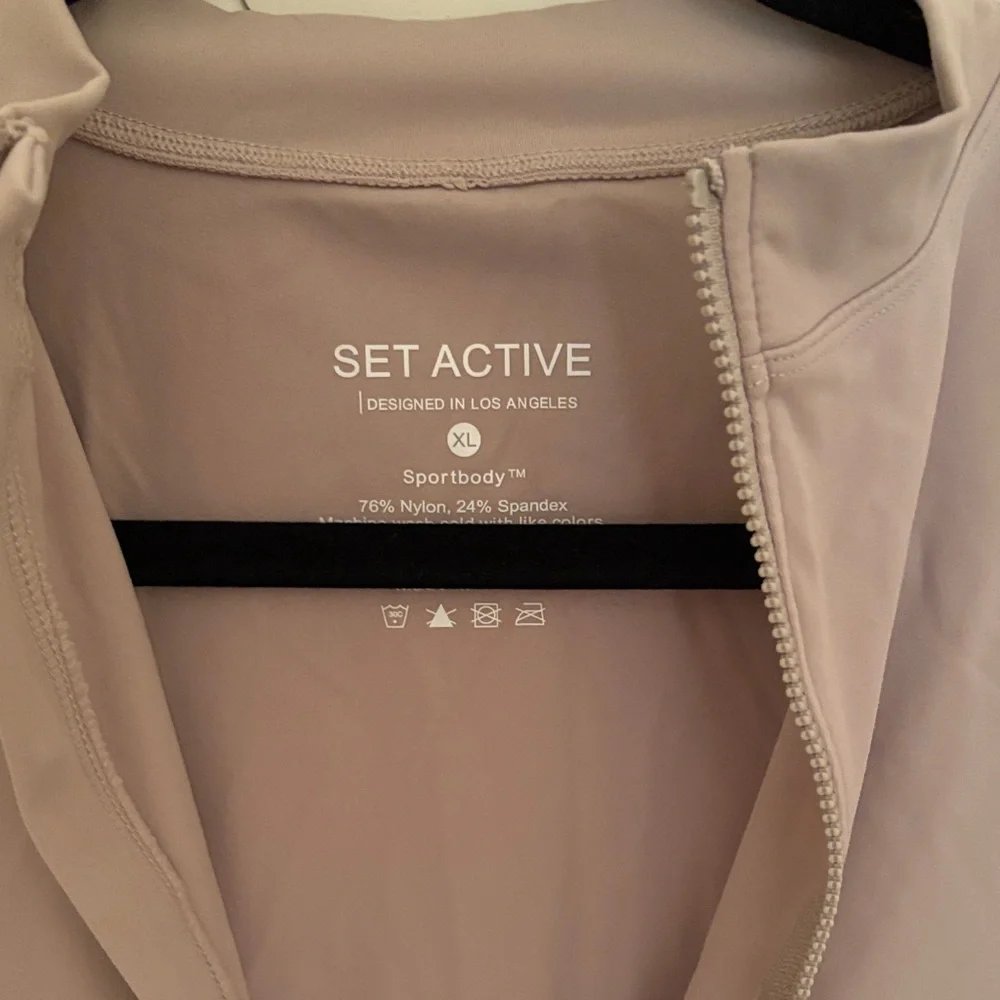 SET Active Beige Short Sleeve Romper - Picture 2 of 5